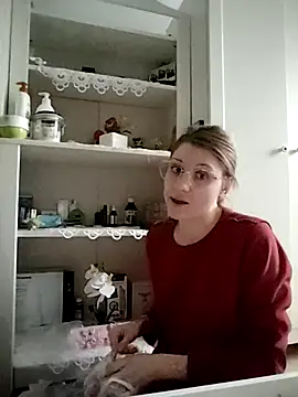 Snapshot of SandyCassie chatting on February 5, 11:17 am SandyCassie online show from February 5, 11:17 am