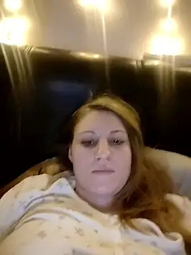 Snapshot of SandyCassie chatting on January 11, 3:30 pm SandyCassie online show from January 11, 3:30 pm