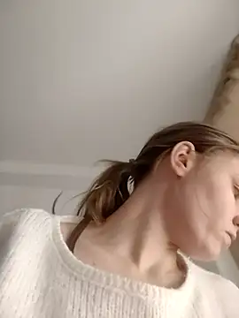 Snapshot of SandyCassie chatting on February 7, 9:06 am SandyCassie online show from February 7, 9:06 am