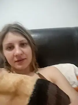 Snapshot of SandyCassie chatting on October 16, 10:18 pm SandyCassie online show from October 16, 10:18 pm