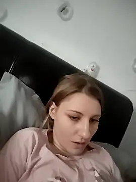 Snapshot of SandyCassie chatting on December 17, 10:31 am SandyCassie online show from December 17, 10:31 am