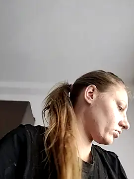 SandyCassie online show from May 13, 5:47 am