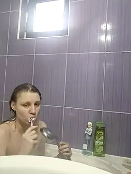 Snapshot of SandyCassie chatting on December 1, 8:37 am SandyCassie online show from December 1, 8:37 am