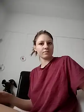 Snapshot of SandyCassie chatting on December 23, 7:40 am SandyCassie online show from December 23, 7:40 am