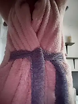 Snapshot of SandyCassie chatting on November 17, 11:58 am SandyCassie online show from November 17, 11:58 am