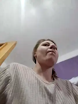 SandyCassie online show from March 9, 9:46 am