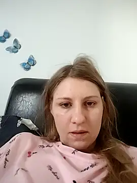 SandyCassie online show from April 26, 5:38 am