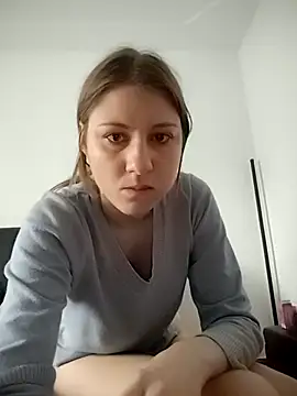 Snapshot of SandyCassie chatting on February 15, 8:13 am SandyCassie online show from February 15, 8:13 am