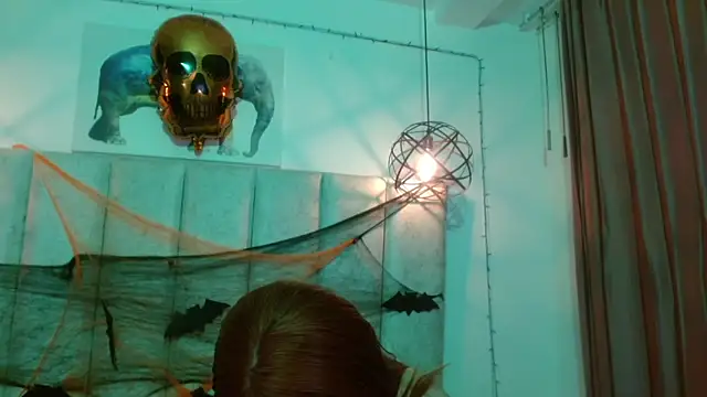 antonella rosecs online show from November 2, 4:39 am