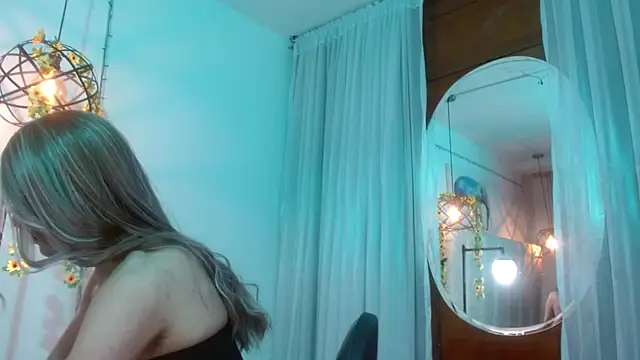 antonella rosecs online show from November 14, 5:11 am