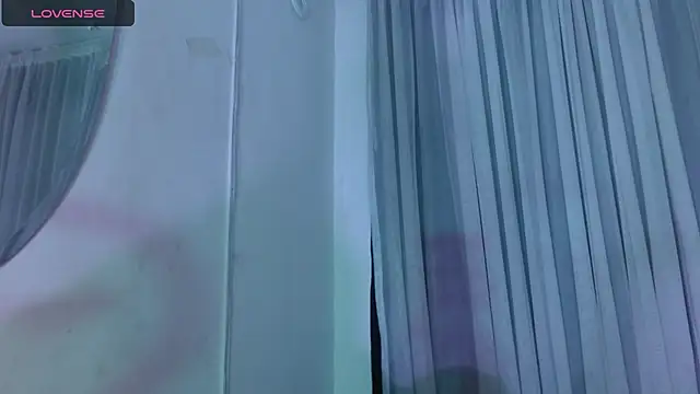 antonella rosecs online show from November 29, 4:34 am