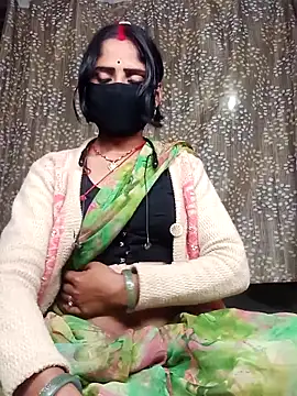 Snapshot of Rajni_chauhan chatting on January 5, 5:49 pm Rajni chauhan online show from January 5, 5:49 pm