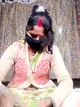 Snapshot of Rajni_chauhan chatting on January 6, 4:11 pm Rajni chauhan online show from January 6, 4:11 pm