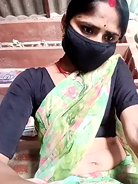 Snapshot of Rajni_chauhan chatting on February 22, 5:32 am Rajni chauhan online show from February 22, 5:32 am