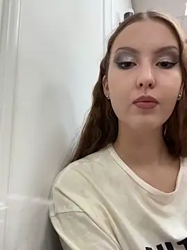 ReginaNyx online show from November 28, 4:23 am