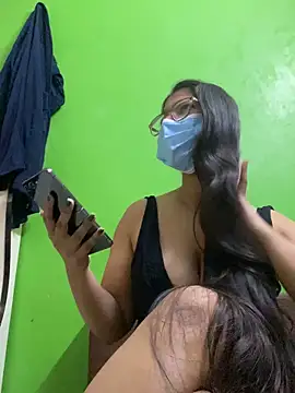 darkdoll007 online show from February 13, 9:20 am