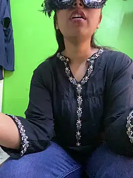 darkdoll007 online show from March 8, 9:12 am