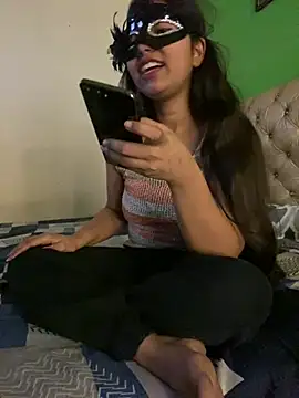 darkdoll007 online show from April 2, 8:32 am