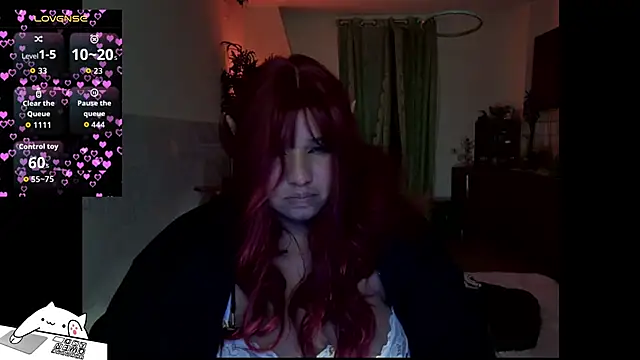 FullSizeQueen online show from October 18, 11:51 pm