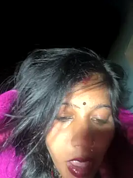 Snapshot of Ragni_bhargav chatting on March 3, 5:20 pm Ragni bhargav online show from March 3, 5:20 pm