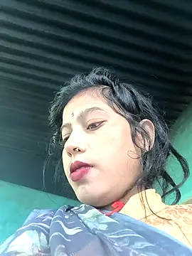 Snapshot of Ragni_bhargav chatting on December 17, 2:38 am Ragni bhargav online show from December 17, 2:38 am