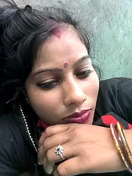 Snapshot of Ragni_bhargav chatting on February 15, 7:51 am Ragni bhargav online show from February 15, 7:51 am