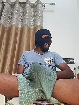 Snapshot of Mysterious_Prince chatting on November 26, 8:09 pm Mysterious Prince online show from November 26, 8:09 pm