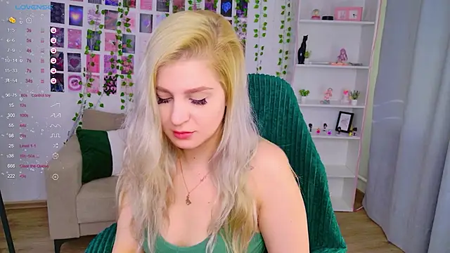 cold blondie online show from March 15, 7:26 am