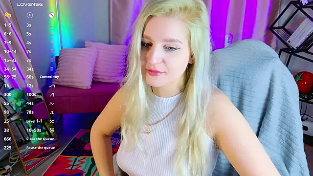 cold blondie online show from May 7, 5:55 am