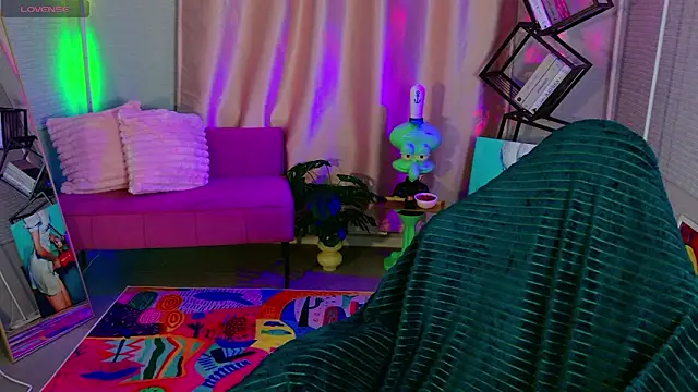 cold blondie online show from May 15, 5:49 am