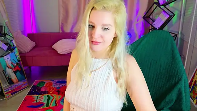 cold blondie online show from May 16, 7:18 am