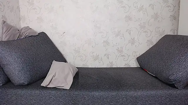 evaa here  online show from March 20, 8:15 am