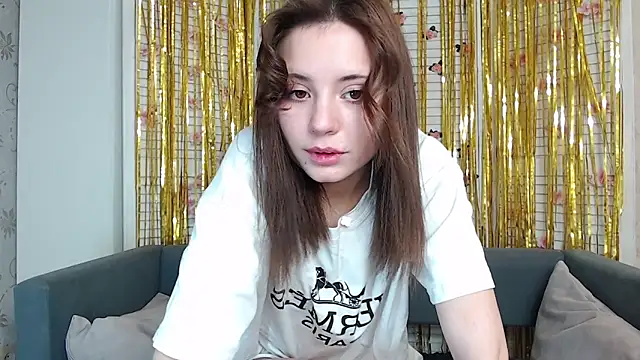 evaa here  online show from January 7, 8:52 am