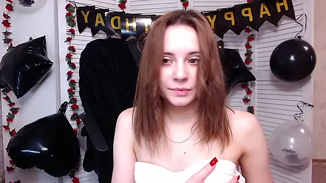 evaa here  online show from November 7, 7:57 am