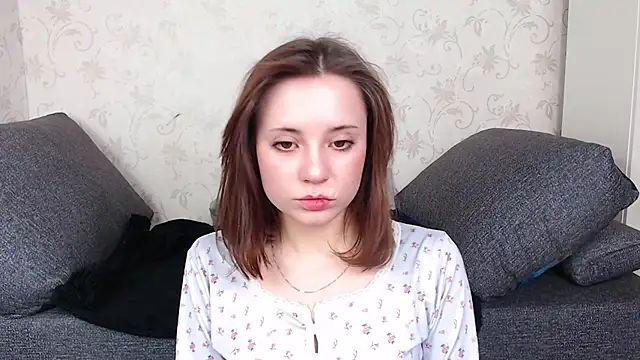 evaa here  online show from March 31, 7:43 am