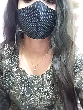 Snapshot of Jyoti-Love-143 chatting on November 13, 7:45 am Jyoti-Love-143 online show from November 13, 7:45 am