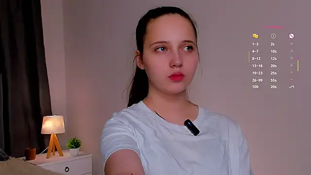 NadiaGnegy online show from November 1, 1:05 pm