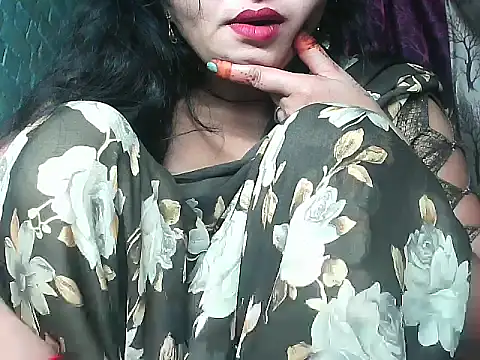 Snapshot of diksha--s chatting on December 1, 11:55 am diksha--s online show from December 1, 11:55 am