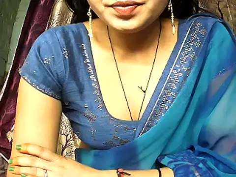 Snapshot of diksha--s chatting on December 4, 10:14 am diksha--s online show from December 4, 10:14 am
