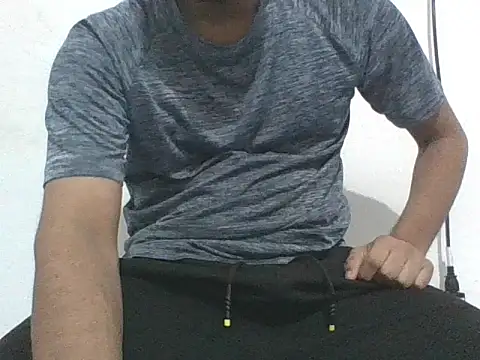 Snapshot of teluguboy69_big chatting on October 15, 1:08 pm teluguboy69 big online show from October 15, 1:08 pm