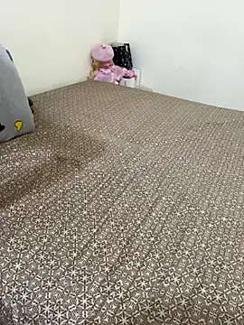 Handsome8677 online show from November 12, 7:45 am