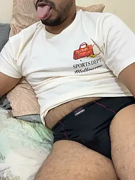 Handsome8677 online show from February 15, 7:20 am