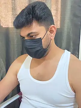 Handsome8677 online show from June 8, 9:32 am