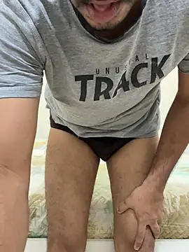 Handsome8677 online show from February 16, 8:24 am