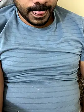 Handsome8677 online show from January 6, 10:14 pm