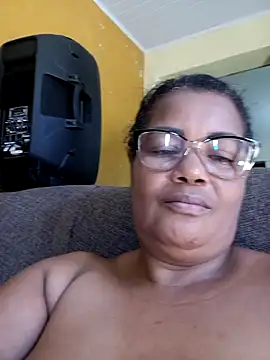 Snapshot of Pessoa54 chatting on October 25, 3:45 pm Pessoa54 online show from October 25, 3:45 pm