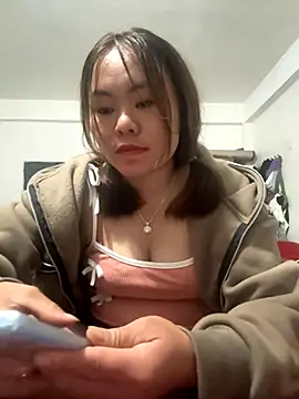 Snapshot of panda-bae chatting on November 3, 11:36 am panda-bae online show from November 3, 11:36 am