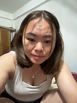 Snapshot of panda-bae chatting on October 23, 2:27 pm panda-bae online show from October 23, 2:27 pm