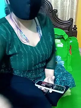 Porimoni22 online show from January 8, 11:55 pm