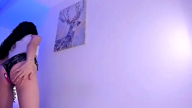 Divine Madeleine online show from February 28, 8:03 am